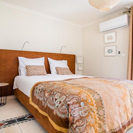 Casa Verde Guesthouse Мучамел Екстериор снимка